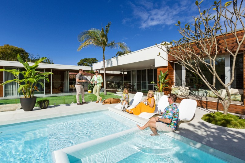 Shelley Craft Home Byron Bay with Dave Franklin in the pool