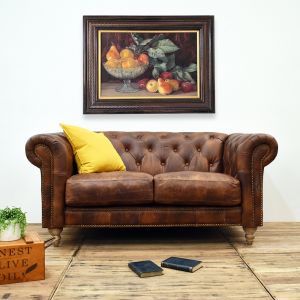 GG Distressed Leather Chesterfield Sofa | 2 Seater