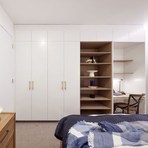 Kinsman Wardrobe | Guest Bedroom 4 | Omar & Oz